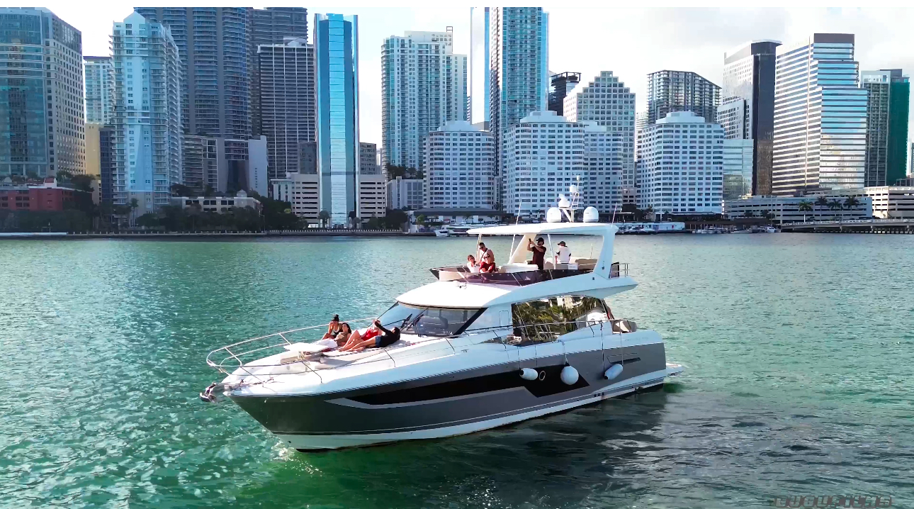 52 ft catamaran for yacht charter at miami-yacht-rental, view 2