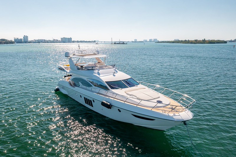 70 ft Azimut tender for yacht charter at miami-yacht-rental, view 7