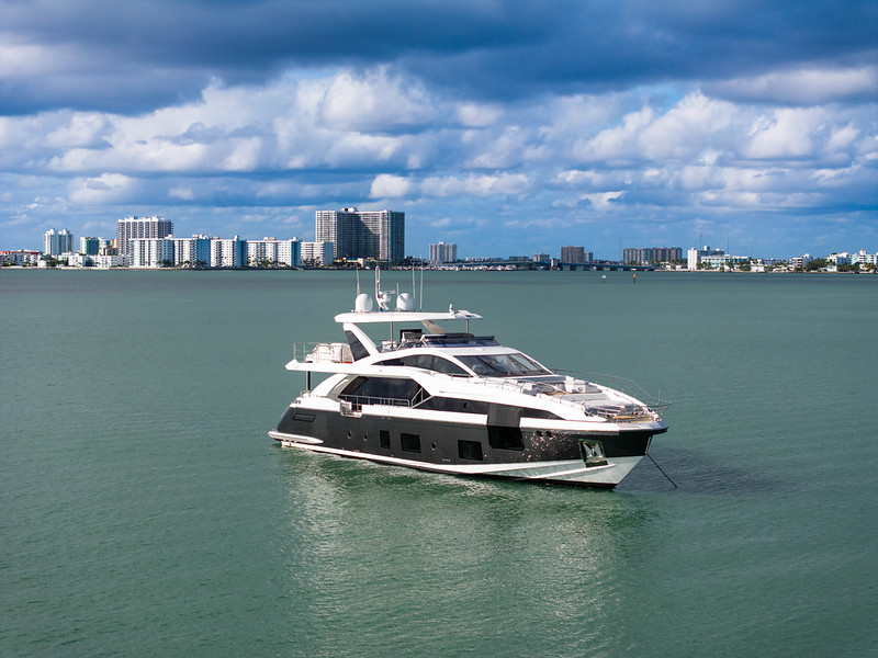 88 ft Azimut motor yacht for yacht charter at Coconut Grove, Coconut Grove, miami-yacht-rental, view 37